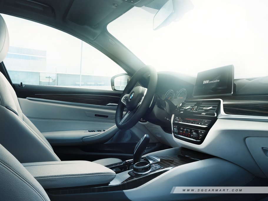https://i.i-sgcm.com/new_cars/cars/12075/12075_g10