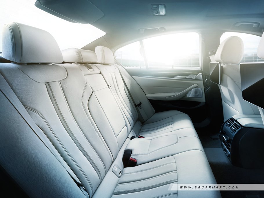 https://i.i-sgcm.com/new_cars/cars/12075/12075_g11
