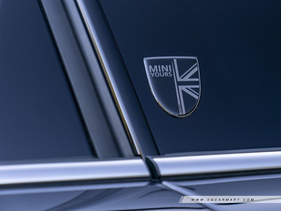 https://i.i-sgcm.com/new_cars/cars/12076/12076_g19