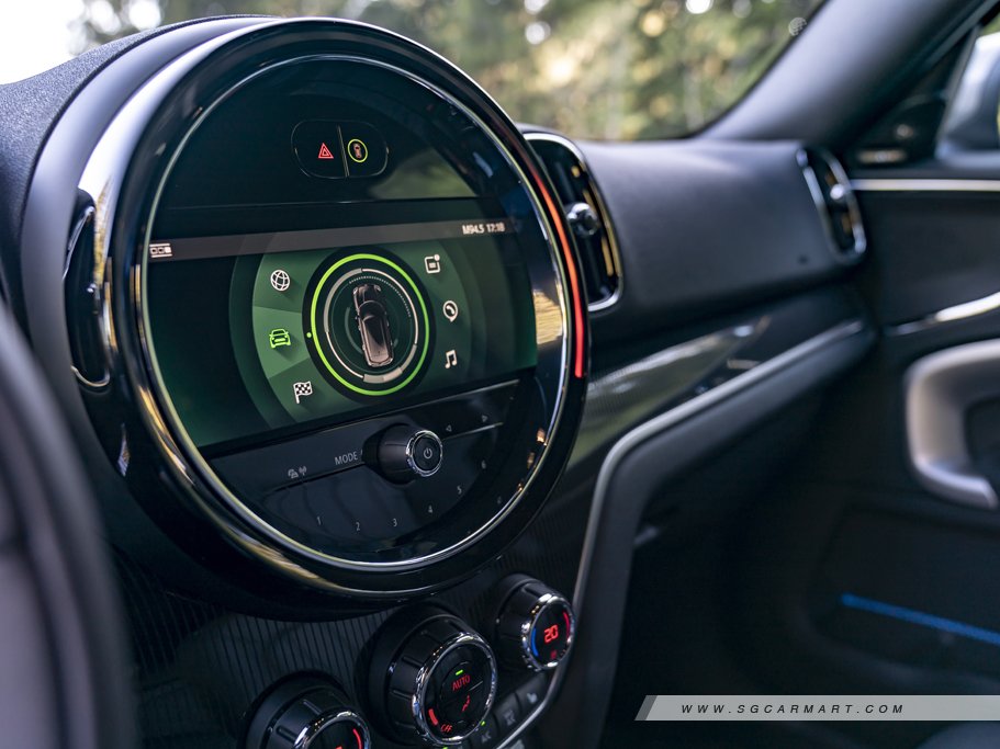 https://i.i-sgcm.com/new_cars/cars/12076/12076_g25