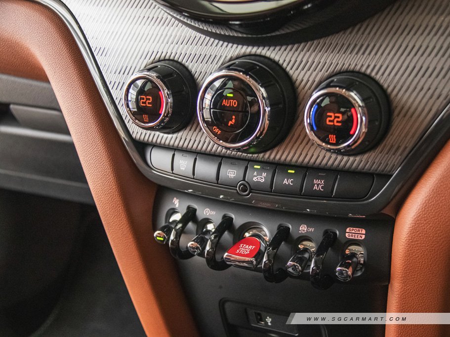 https://i.i-sgcm.com/new_cars/cars/12077/12077_g101