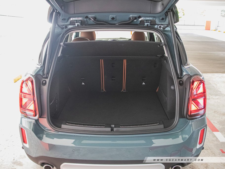 https://i.i-sgcm.com/new_cars/cars/12077/12077_g111