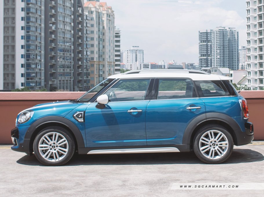 https://i.i-sgcm.com/new_cars/cars/12077/12077_g22