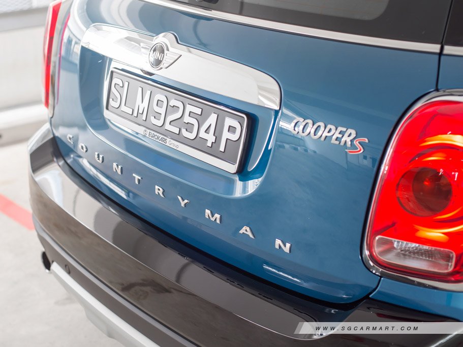 https://i.i-sgcm.com/new_cars/cars/12077/12077_g25