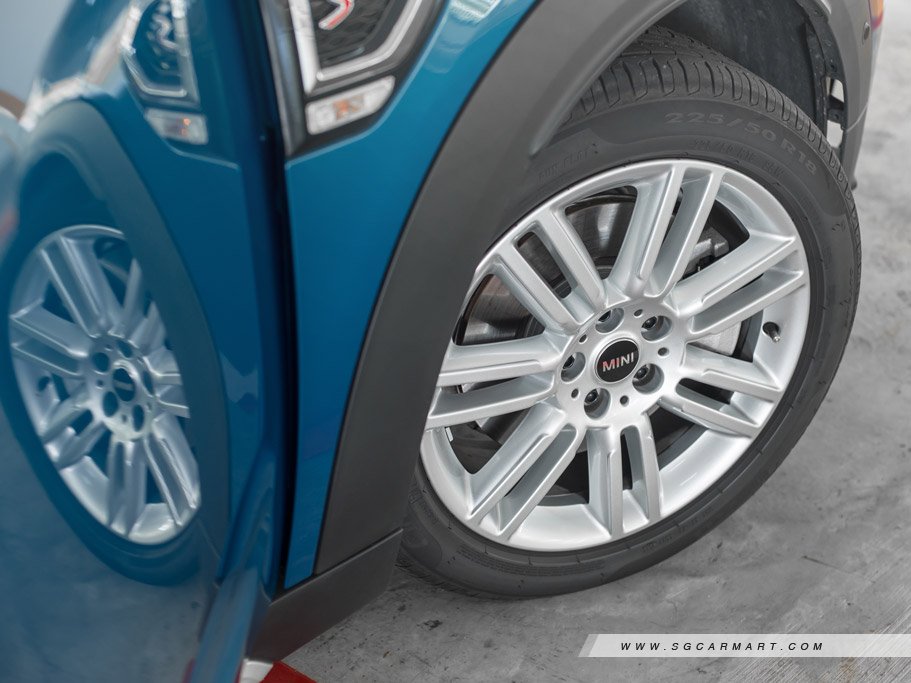 https://i.i-sgcm.com/new_cars/cars/12077/12077_g27