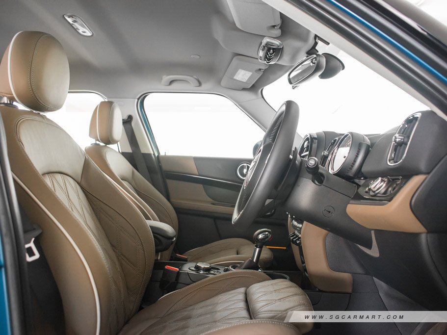 https://i.i-sgcm.com/new_cars/cars/12077/12077_g28