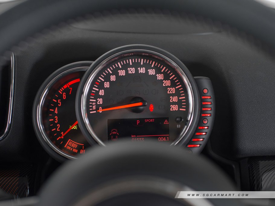 https://i.i-sgcm.com/new_cars/cars/12077/12077_g33