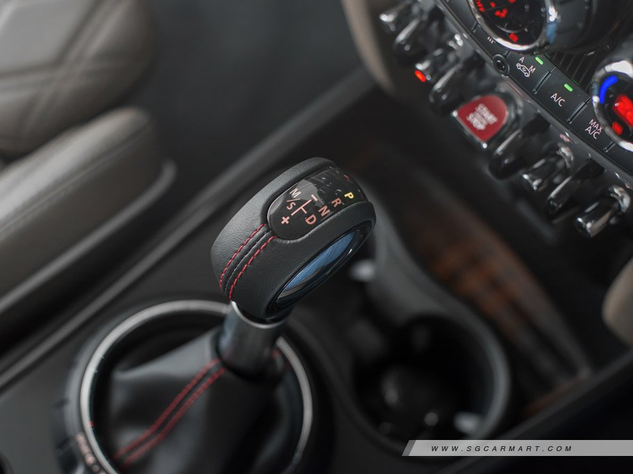 https://i.i-sgcm.com/new_cars/cars/12077/12077_g39