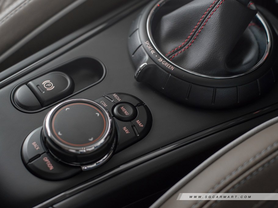 https://i.i-sgcm.com/new_cars/cars/12077/12077_g41