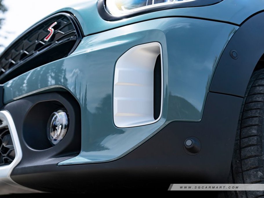 https://i.i-sgcm.com/new_cars/cars/12077/12077_g53