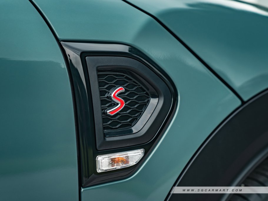https://i.i-sgcm.com/new_cars/cars/12077/12077_g55