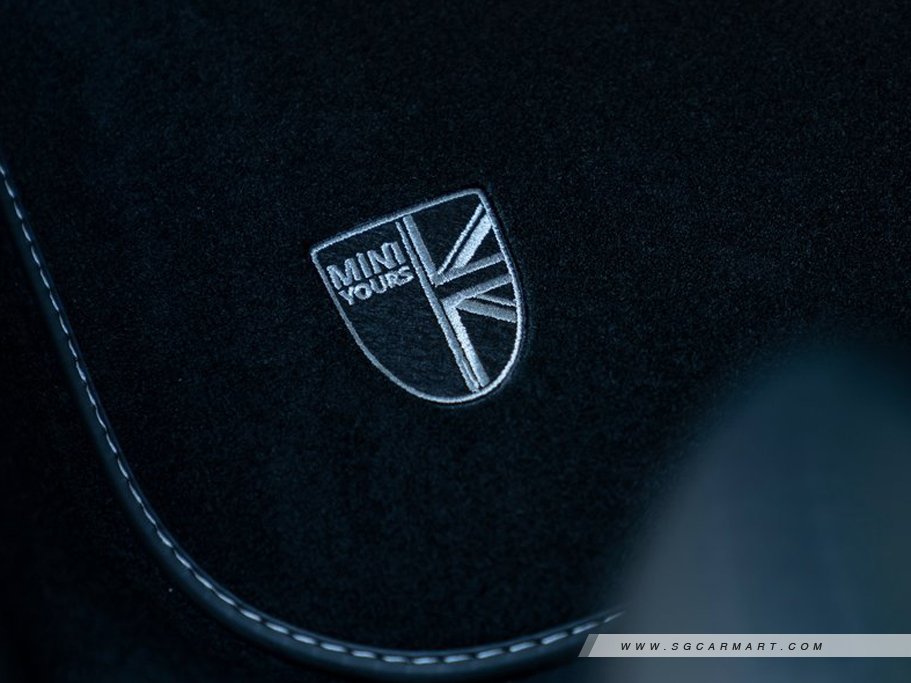 https://i.i-sgcm.com/new_cars/cars/12077/12077_g68