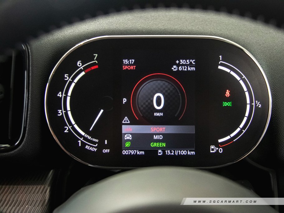 https://i.i-sgcm.com/new_cars/cars/12077/12077_g93