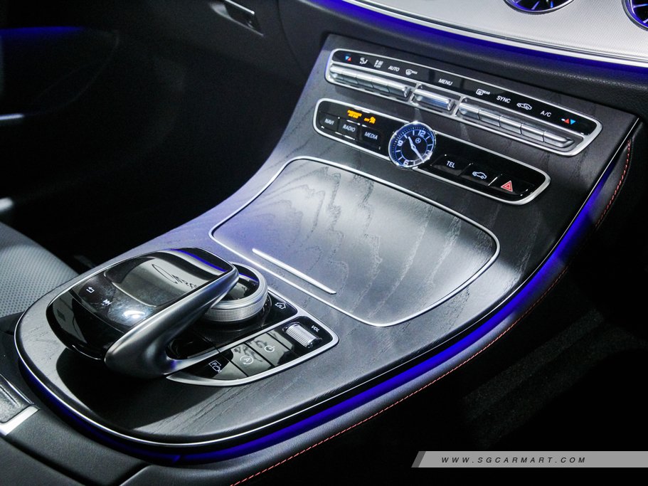 https://i.i-sgcm.com/new_cars/cars/12080/12080_g123