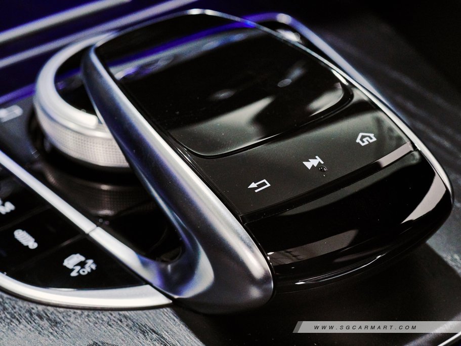 https://i.i-sgcm.com/new_cars/cars/12080/12080_g125