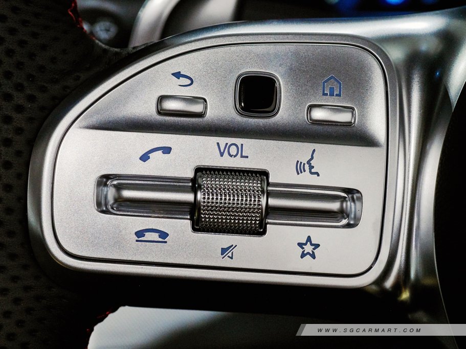 https://i.i-sgcm.com/new_cars/cars/12080/12080_g132