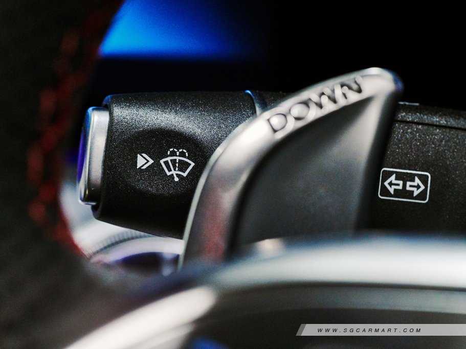 https://i.i-sgcm.com/new_cars/cars/12080/12080_g135