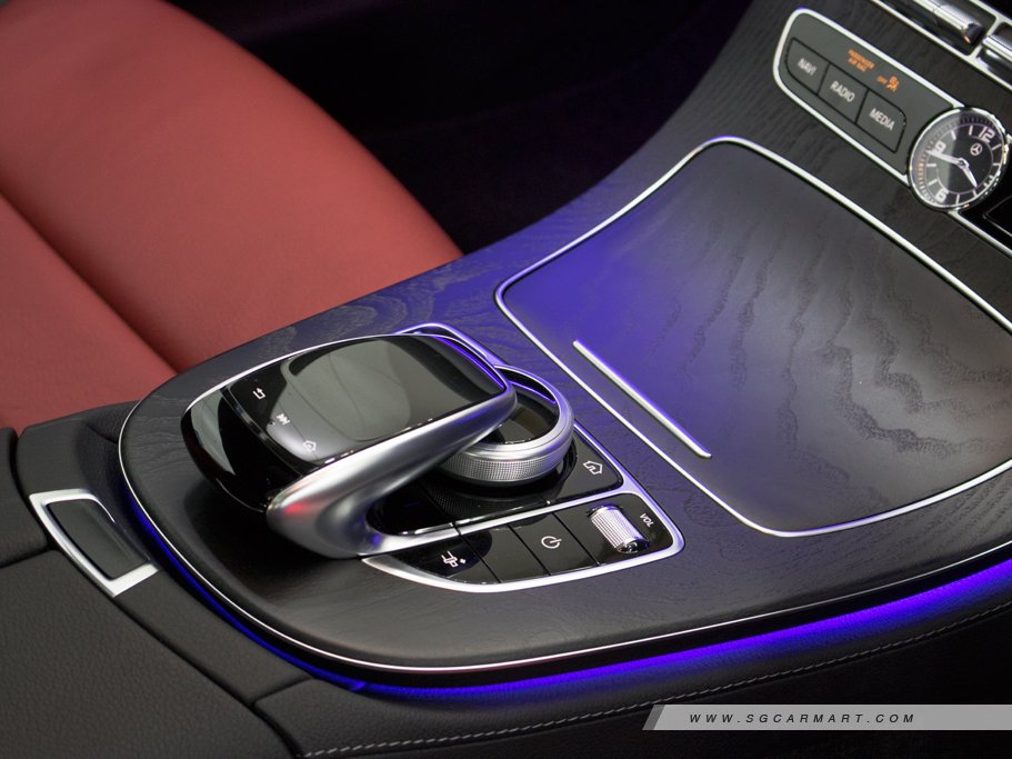 https://i.i-sgcm.com/new_cars/cars/12080/12080_g16