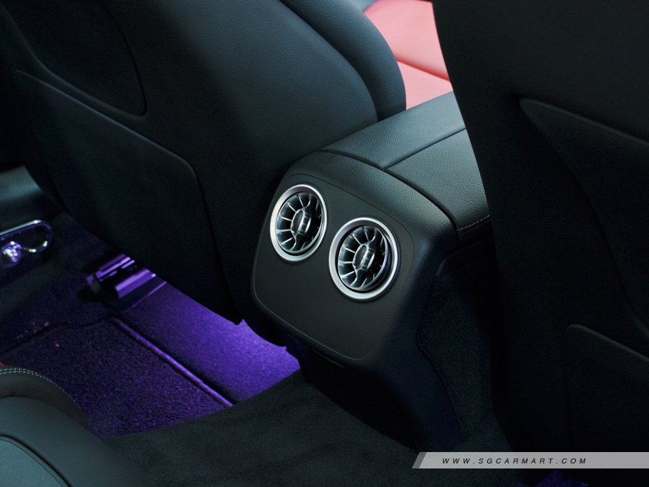 https://i.i-sgcm.com/new_cars/cars/12080/12080_g18