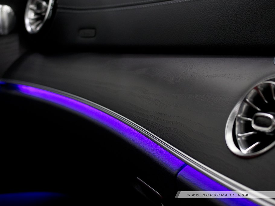 https://i.i-sgcm.com/new_cars/cars/12080/12080_g19