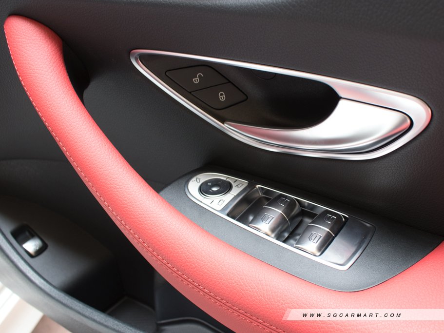 https://i.i-sgcm.com/new_cars/cars/12080/12080_g42