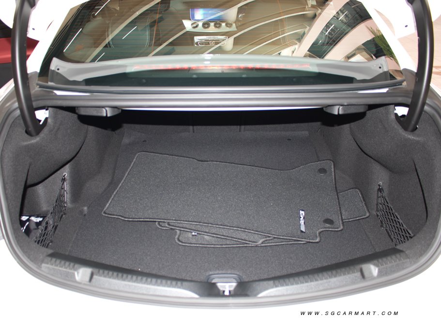 https://i.i-sgcm.com/new_cars/cars/12080/12080_g70