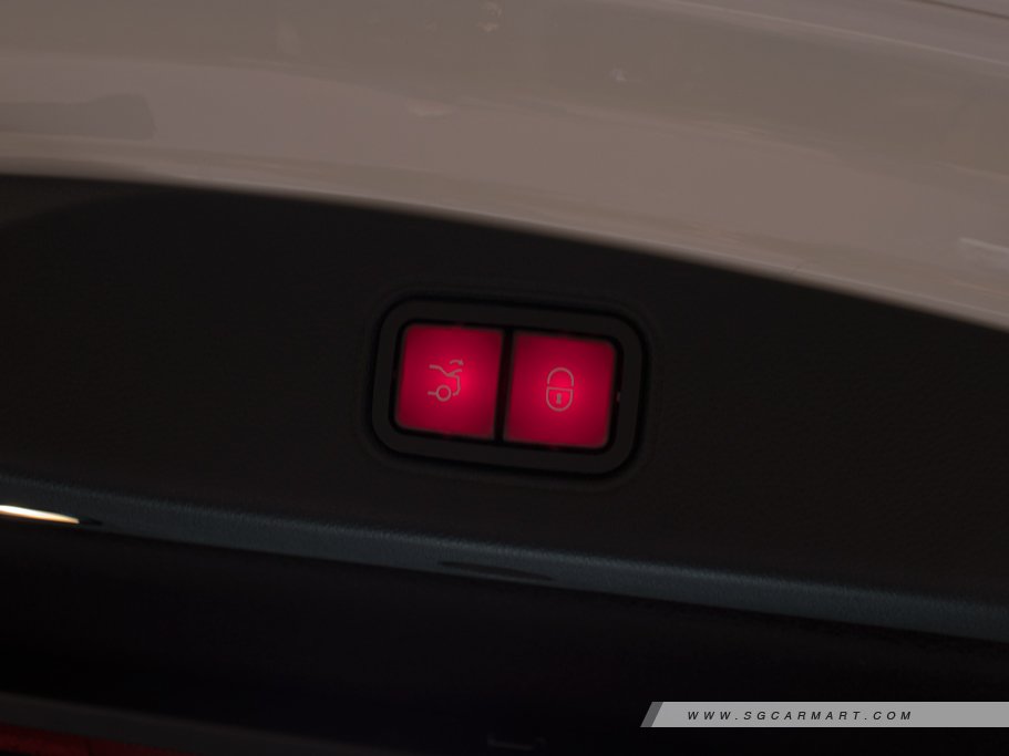 https://i.i-sgcm.com/new_cars/cars/12080/12080_g72