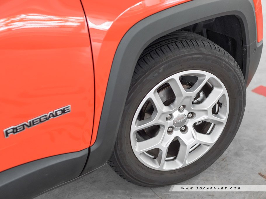 https://i.i-sgcm.com/new_cars/cars/12081/12081_g17