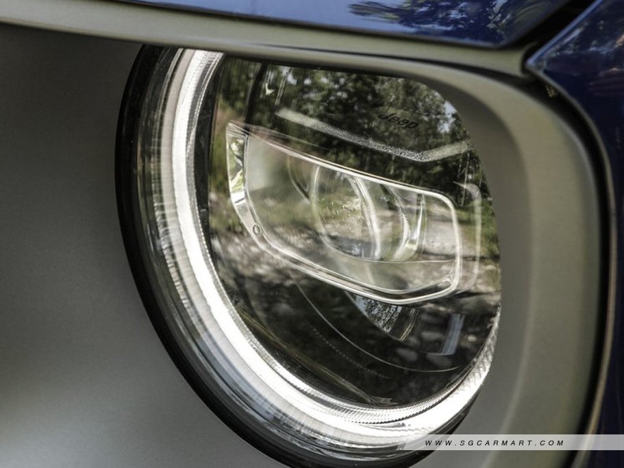 https://i.i-sgcm.com/new_cars/cars/12081/12081_g40
