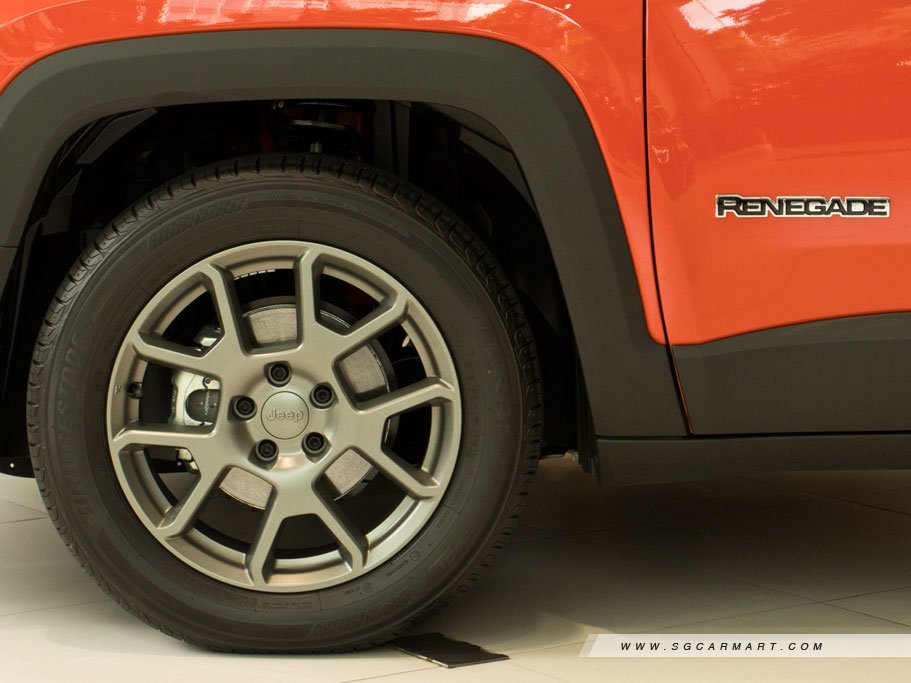 https://i.i-sgcm.com/new_cars/cars/12081/12081_g55