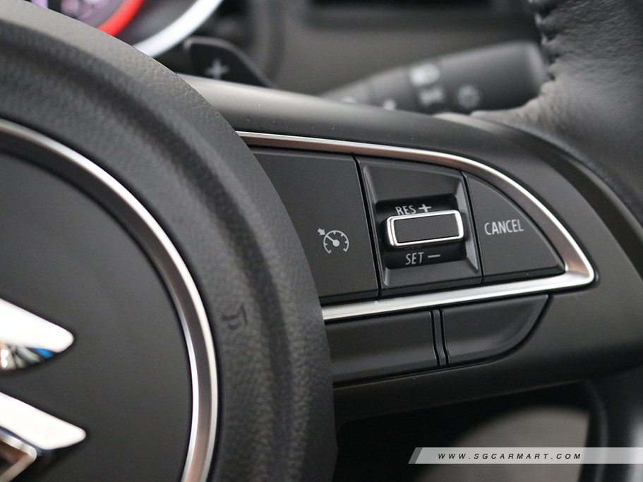 https://i.i-sgcm.com/new_cars/cars/12082/12082_g30