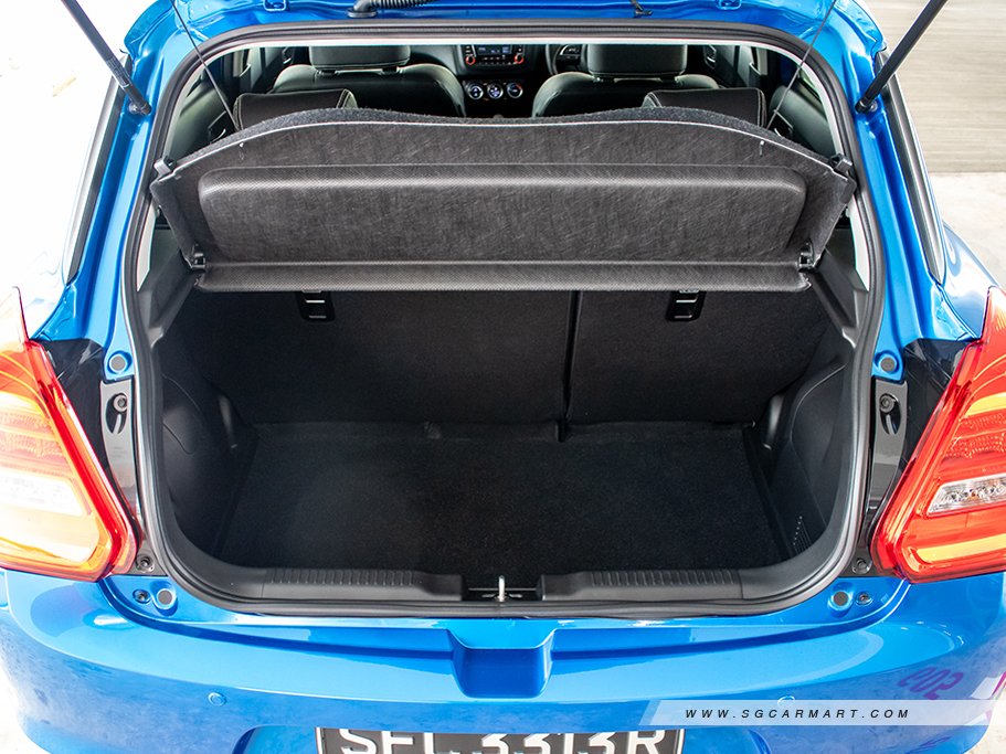 https://i.i-sgcm.com/new_cars/cars/12082/12082_g40