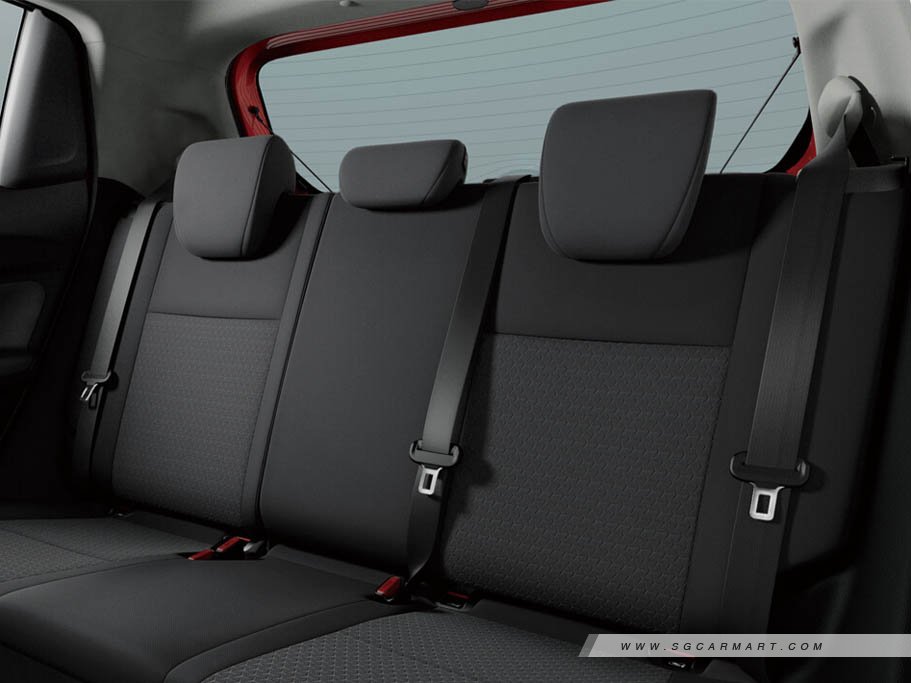 https://i.i-sgcm.com/new_cars/cars/12082/12082_g49