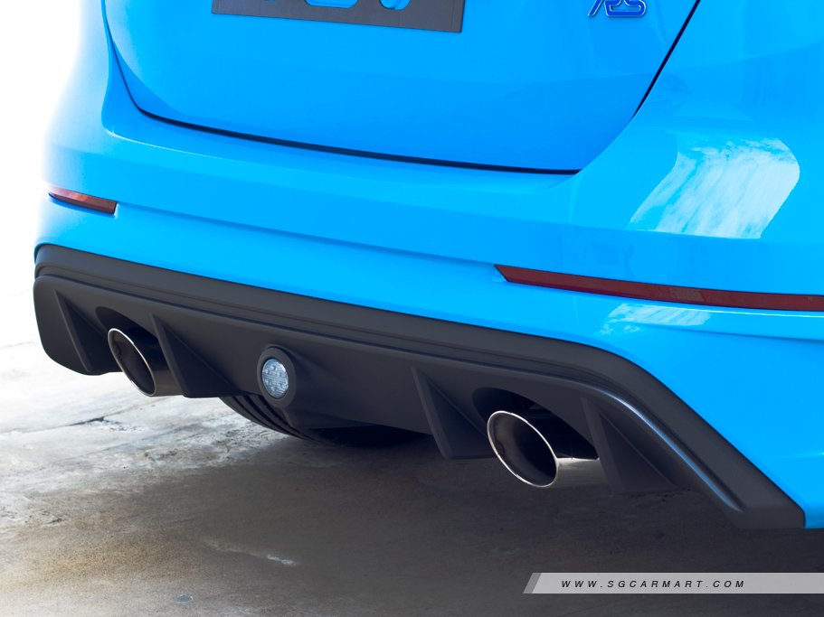https://i.i-sgcm.com/new_cars/cars/12084/12084_g11