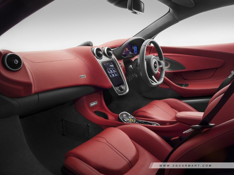 https://i.i-sgcm.com/new_cars/cars/12085/12085_g9
