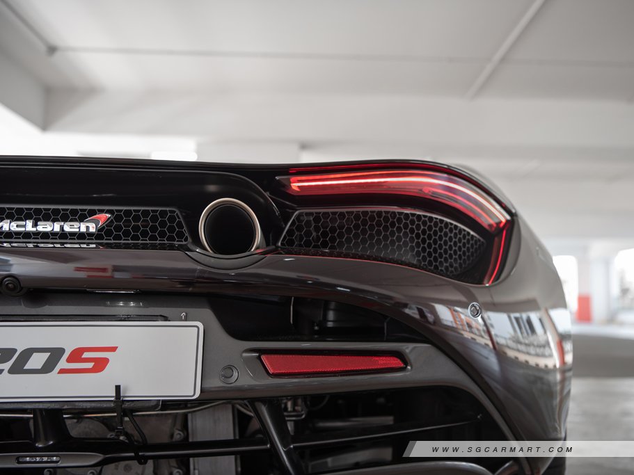 https://i.i-sgcm.com/new_cars/cars/12086/12086_g25