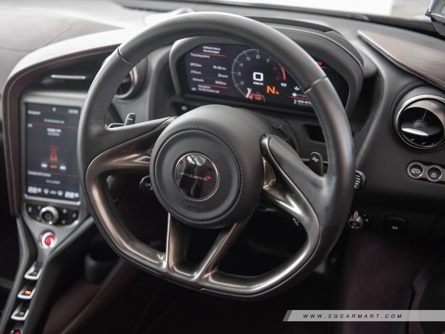 https://i.i-sgcm.com/new_cars/cars/12086/12086_g27