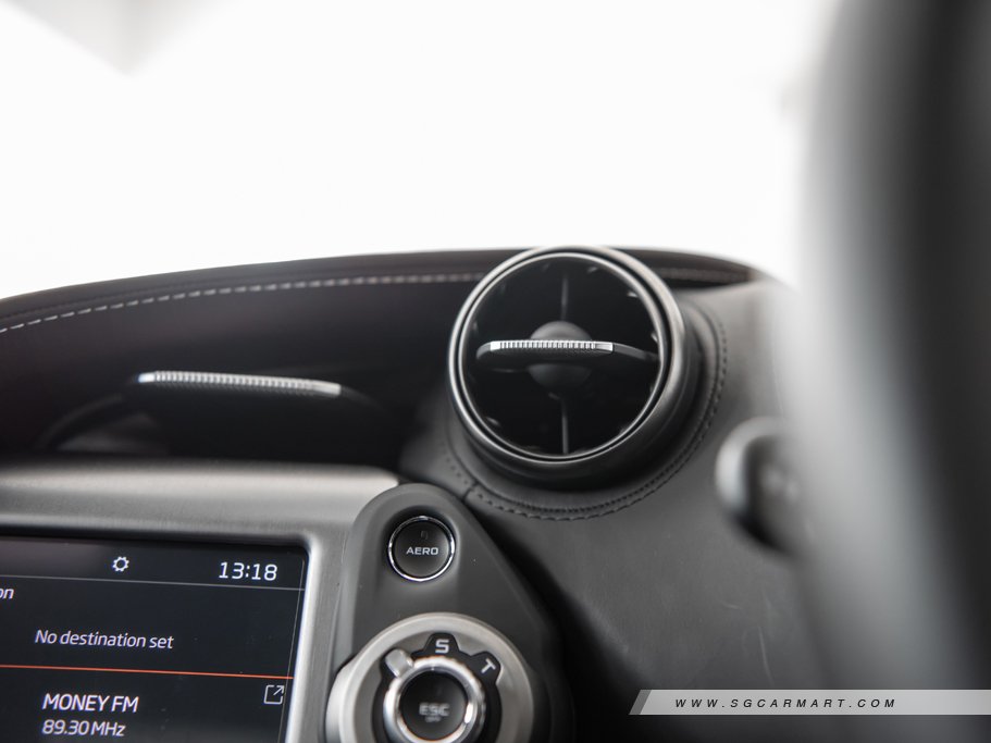 https://i.i-sgcm.com/new_cars/cars/12086/12086_g38