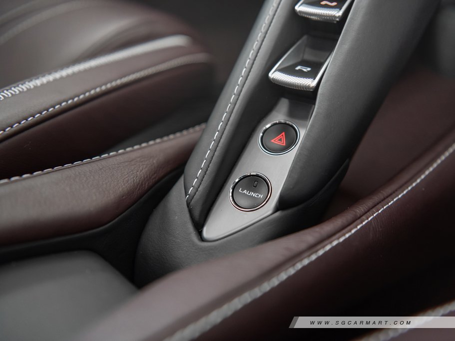 https://i.i-sgcm.com/new_cars/cars/12086/12086_g43