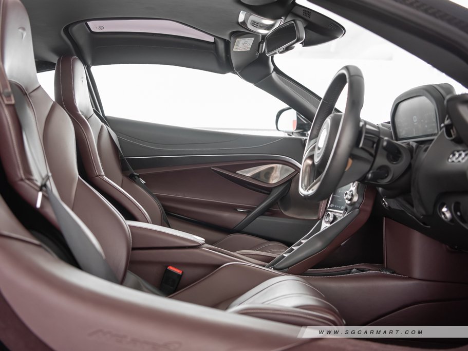 https://i.i-sgcm.com/new_cars/cars/12086/12086_g44