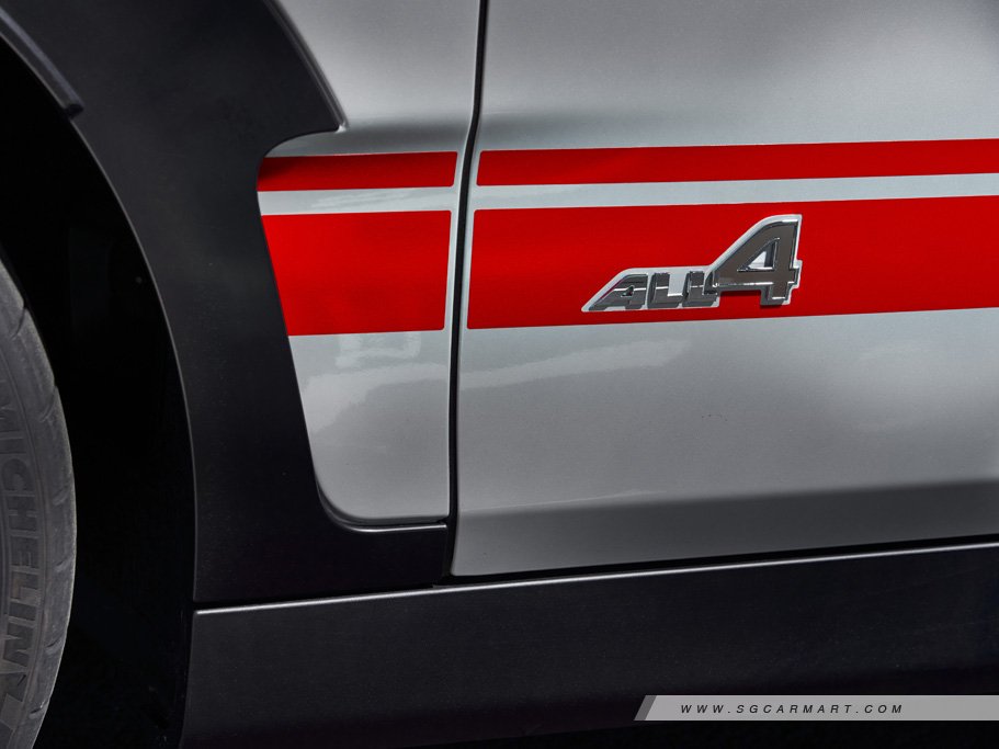 https://i.i-sgcm.com/new_cars/cars/12090/12090_g31