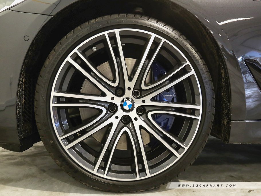 https://i.i-sgcm.com/new_cars/cars/12092/12092_g34