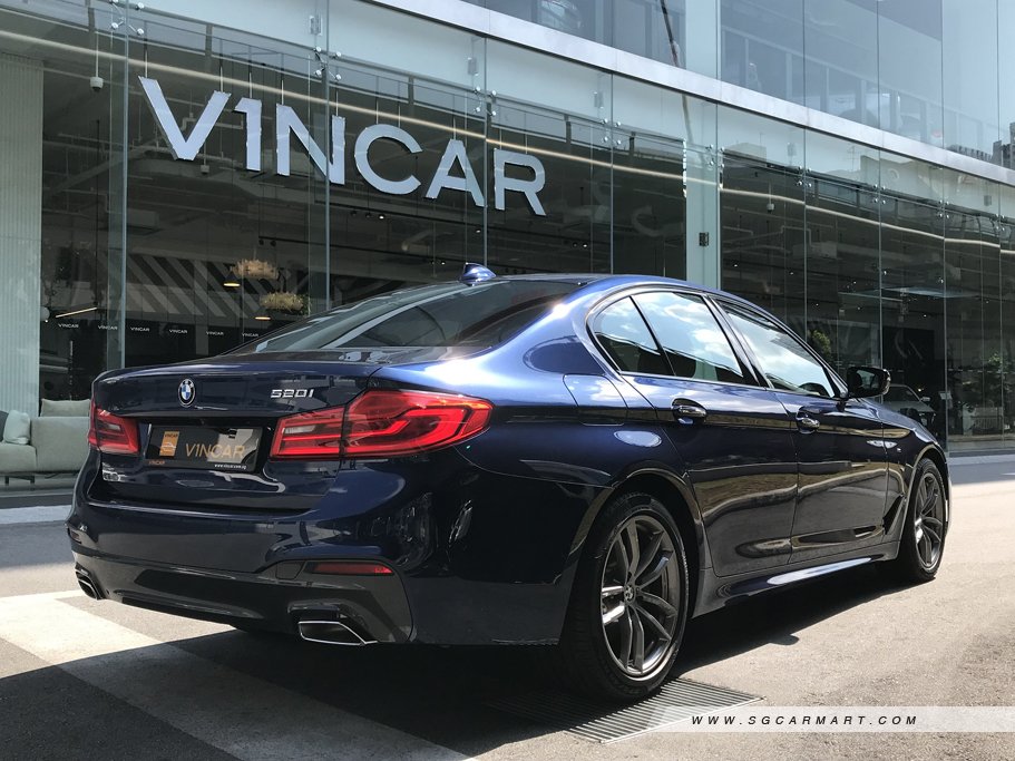 https://i.i-sgcm.com/new_cars/cars/12092/12092_g49