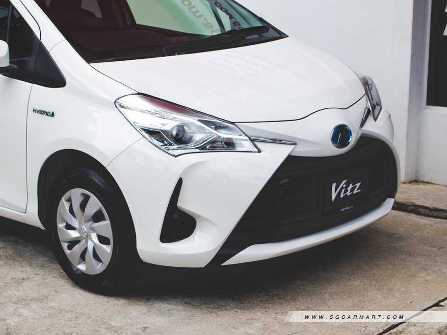 Toyota Vitz Hybrid 1.5 F 5
