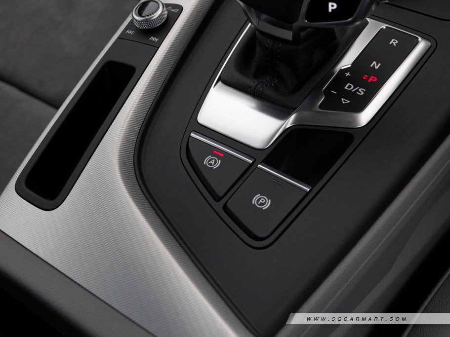 https://i.i-sgcm.com/new_cars/cars/12098/12098_g32
