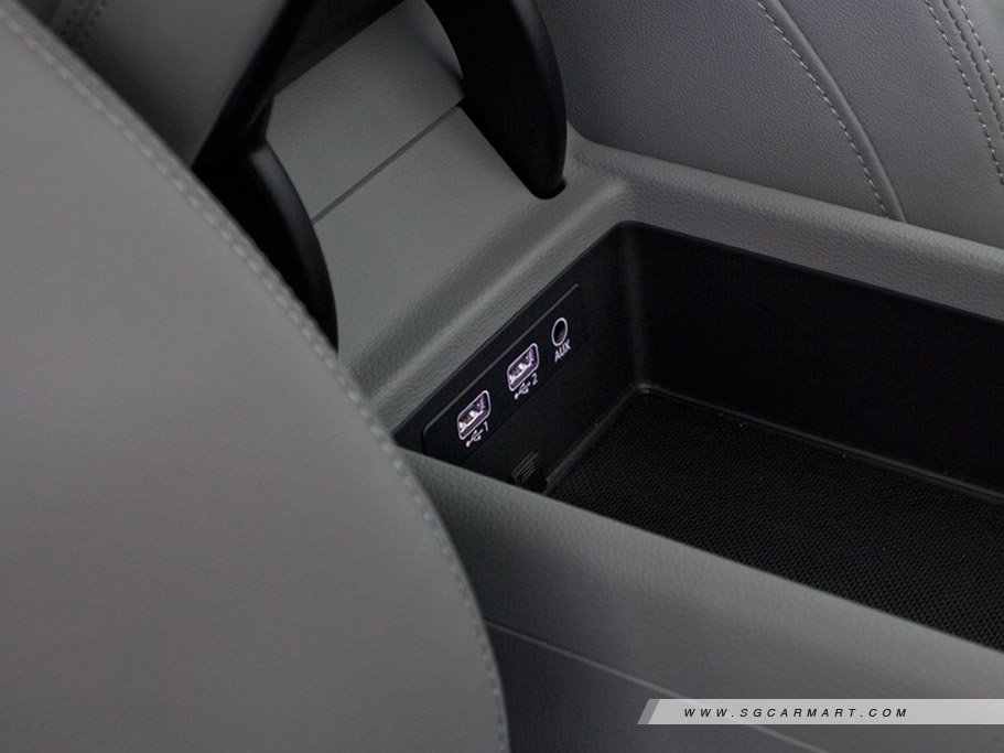 https://i.i-sgcm.com/new_cars/cars/12098/12098_g34