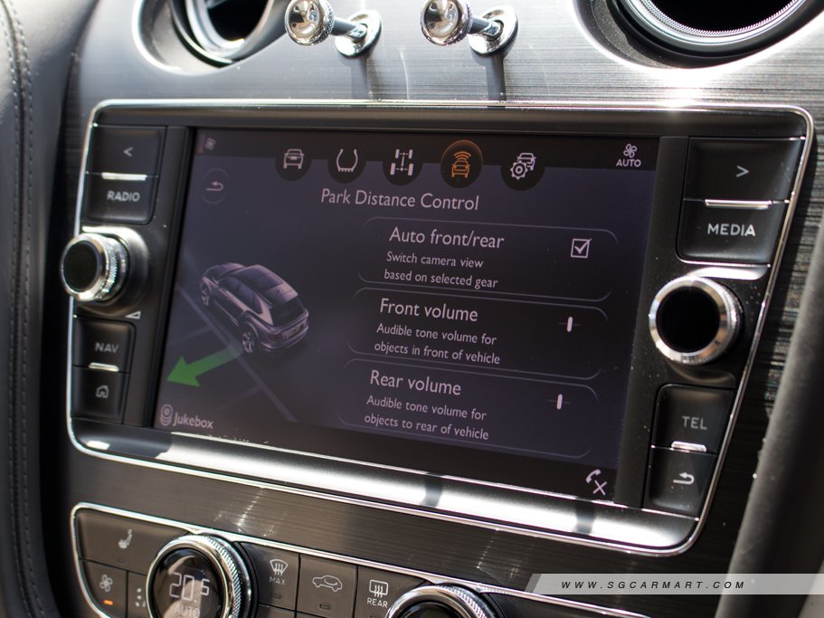 https://i.i-sgcm.com/new_cars/cars/12102/12102_g18