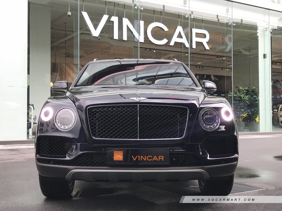 https://i.i-sgcm.com/new_cars/cars/12102/12102_g31