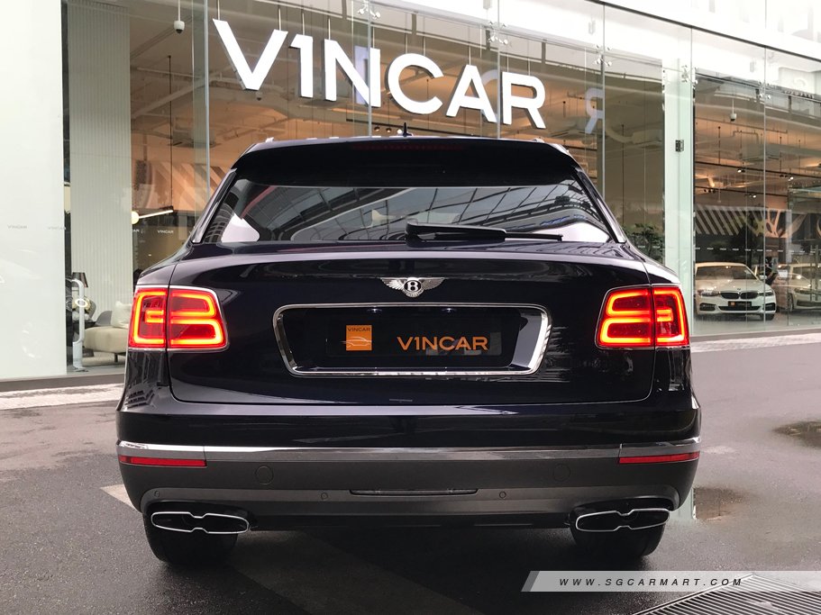 https://i.i-sgcm.com/new_cars/cars/12102/12102_g33