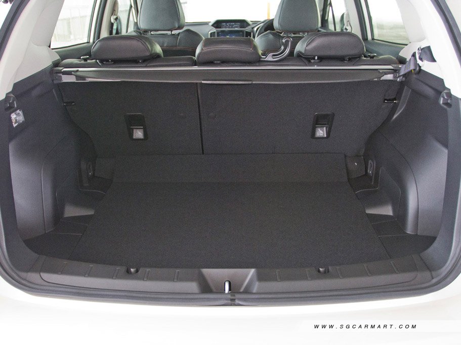 https://i.i-sgcm.com/new_cars/cars/12112/12112_g42